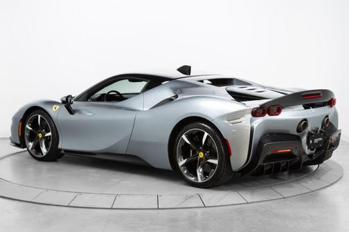 2023 Ferrari SF90 Stradale Coupe