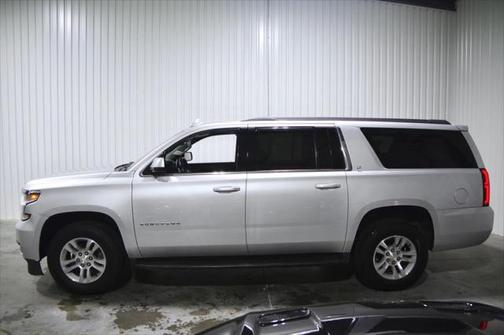 2017 Chevrolet Suburban LT
