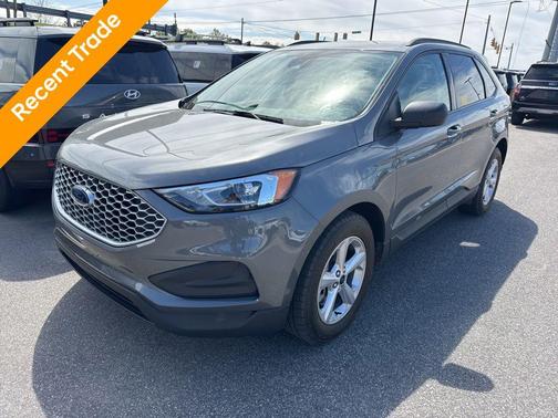 Carbonized Gray Metallic 2024 Ford Edge SE