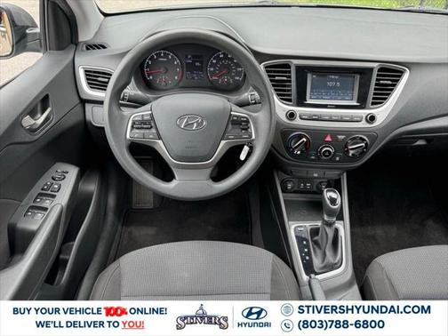 2022 Hyundai Accent SE