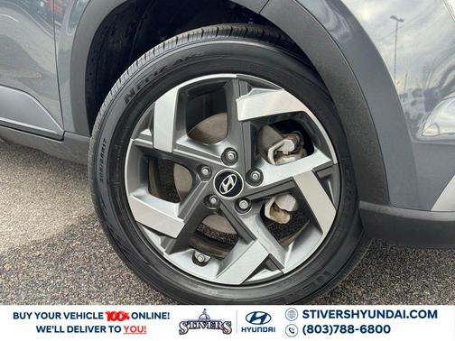 2024 Hyundai VENUE SEL