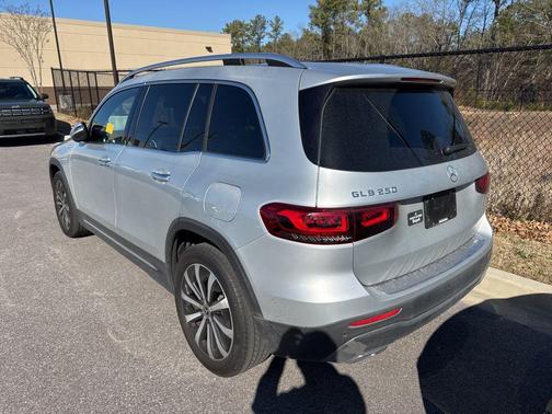 2021 Mercedes-Benz GLB 250 Base