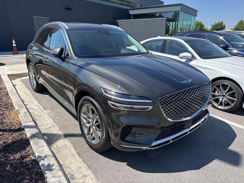 Makalu Gray 2023 Genesis GV70 2.5T AWD