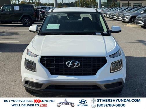 2026 Hyundai VENUE SE