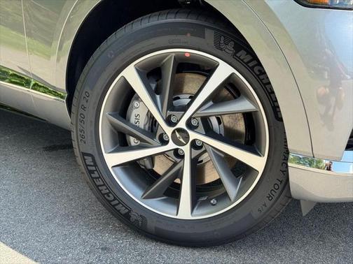 2025 Genesis GV80 2.5T