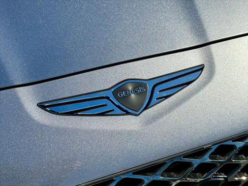 2025 Genesis G70 2.5T RWD
