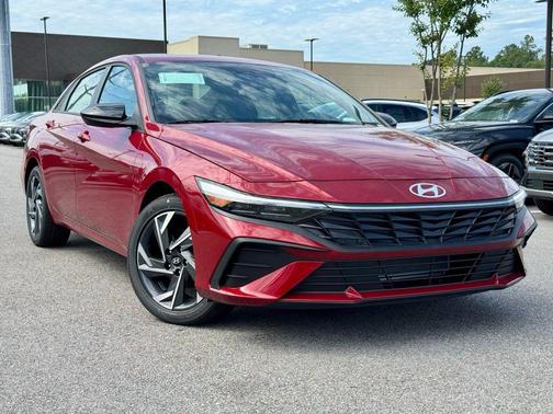 2025 Hyundai ELANTRA Sport
