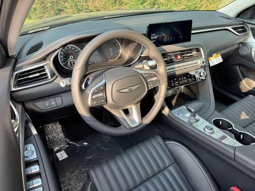 2026 Genesis G70 2.5T RWD Prestige
