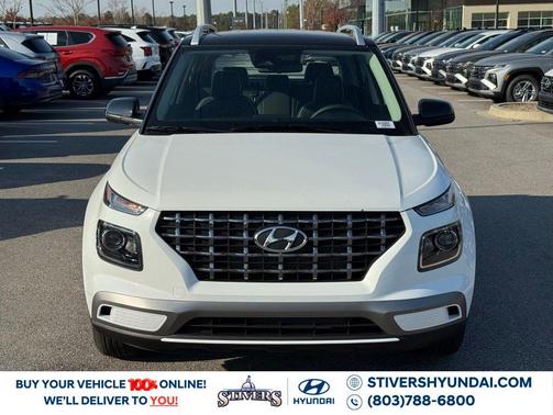 2026 Hyundai VENUE SEL w/Two-Tone Roof