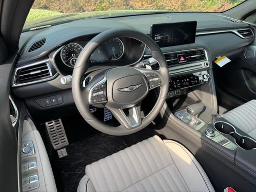 2025 Genesis G70 2.5T RWD