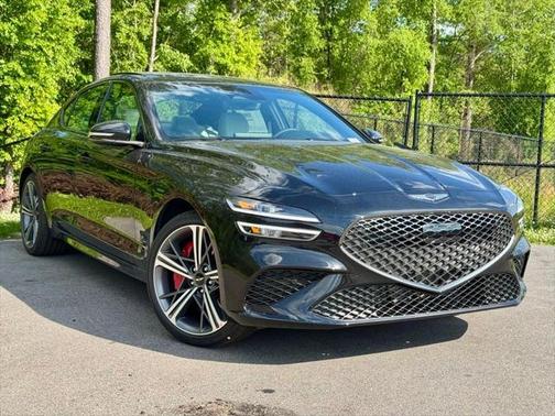 2025 Genesis G70 2.5T RWD