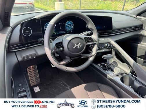 2025 Hyundai ELANTRA HEV SEL Sport