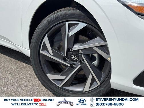 2025 Hyundai ELANTRA HEV SEL Sport