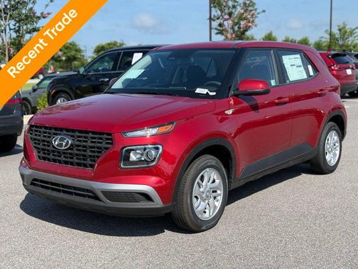 2025 Hyundai VENUE SE