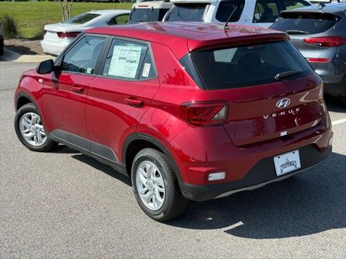 2025 Hyundai VENUE SE