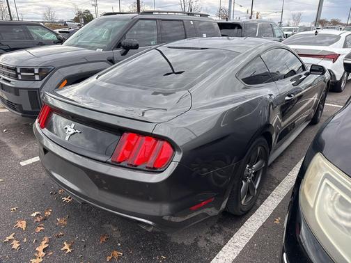 2016 Ford Mustang V6
