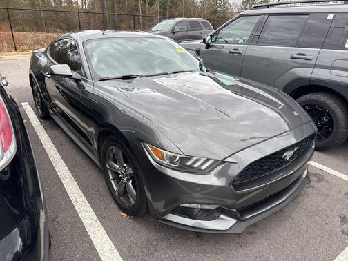 2016 Ford Mustang V6