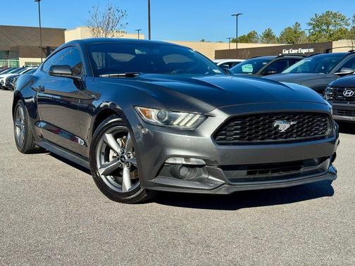 2016 Ford Mustang V6