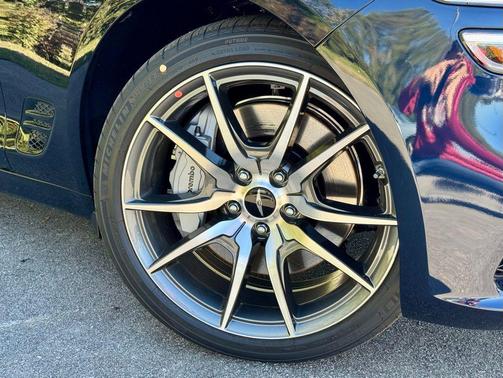 2026 Genesis G70 2.5T RWD Prestige