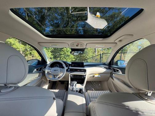 2026 Genesis G70 2.5T RWD Prestige