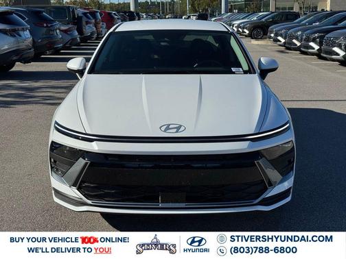 2025 Hyundai SONATA SE