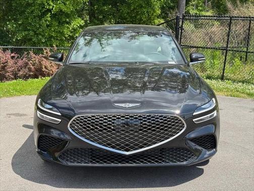2025 Genesis G70 2.5T RWD