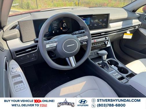 2025 Hyundai SONATA SE