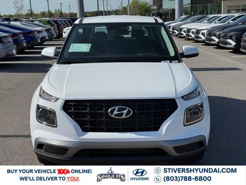2025 Hyundai VENUE SE