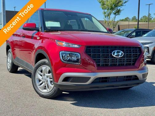 2025 Hyundai VENUE SE