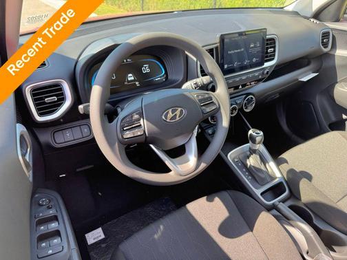 2025 Hyundai VENUE SE