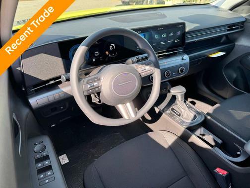 Neoteric Yellow 2026 Hyundai KONA SE