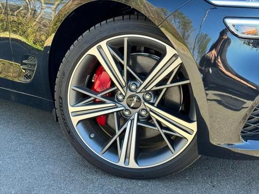 2025 Genesis G70 3.3T RWD Sport Advanced