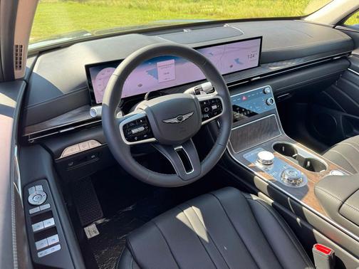 2026 Genesis GV80 2.5T