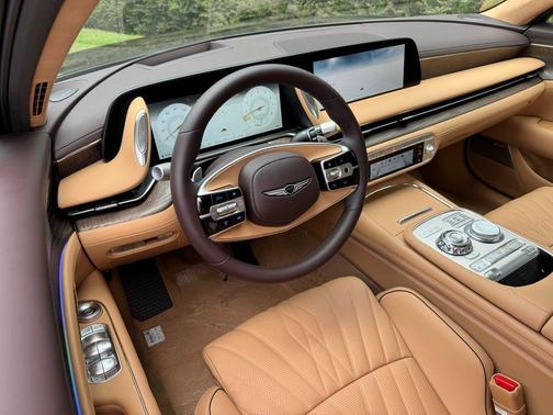 2026 Genesis G90 e-SC