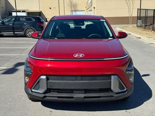 2025 Hyundai KONA SE
