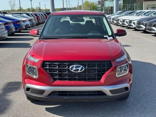 2025 Hyundai VENUE SE