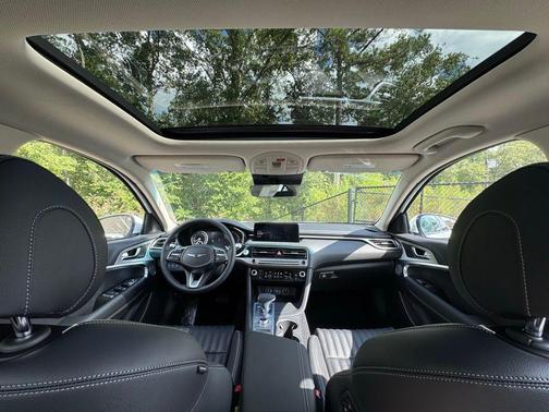 2026 Genesis G70 2.5T RWD Prestige