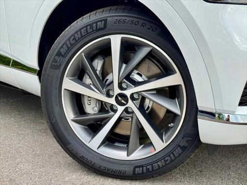 2025 Genesis GV80 2.5T