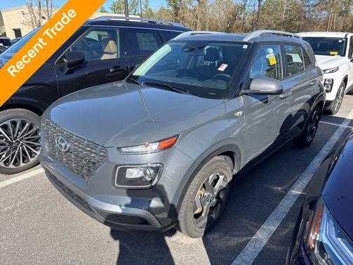 2023 Hyundai VENUE SEL