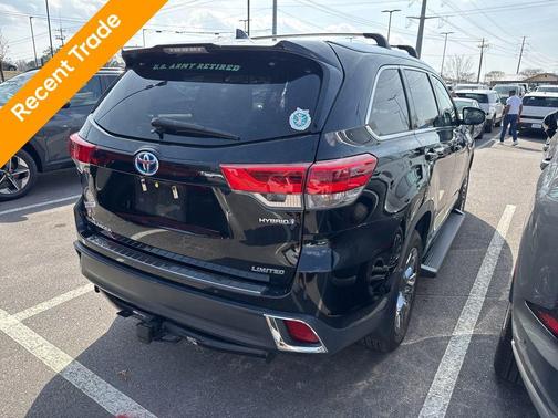 2019 Toyota Highlander Hybrid Platinum