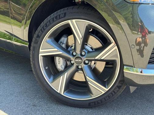 2025 Genesis GV80 2.5T