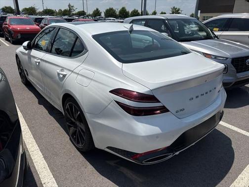 2023 Genesis G70 3.3T RWD