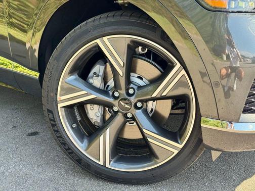2026 Genesis GV80 2.5T