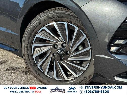 2025 Hyundai SONATA Hybrid SE