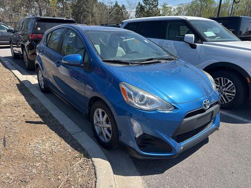 2017 Toyota Prius c One