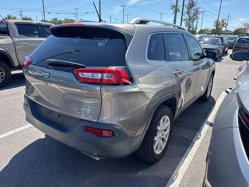 2018 Jeep Cherokee Latitude
