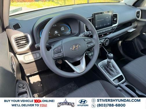2025 Hyundai VENUE SE