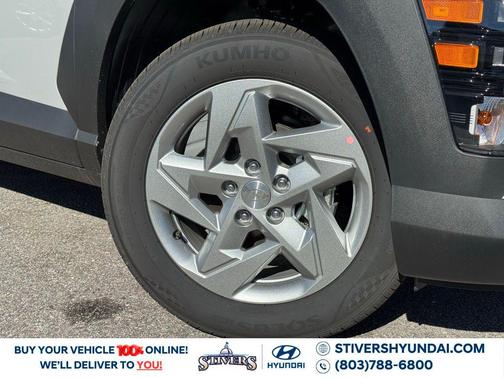 2026 Hyundai KONA SE