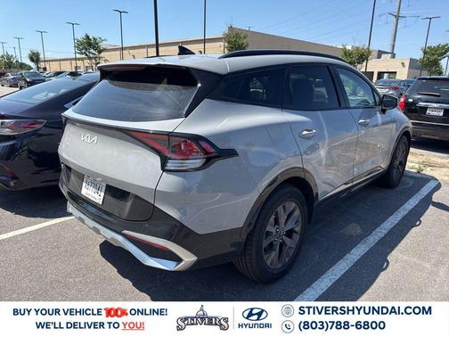 Wolf Gray 2023 Kia Sportage SX