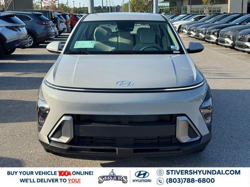 2026 Hyundai KONA SE